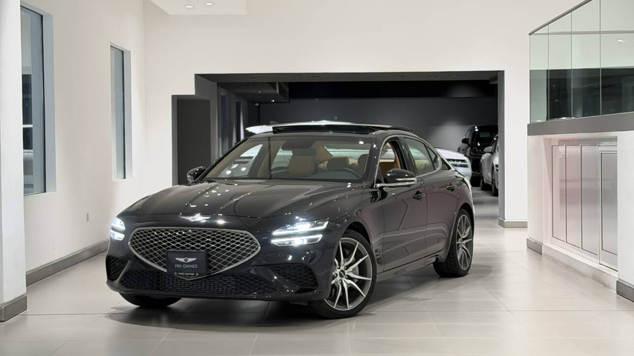 Genesis G70 Tasman Blue 